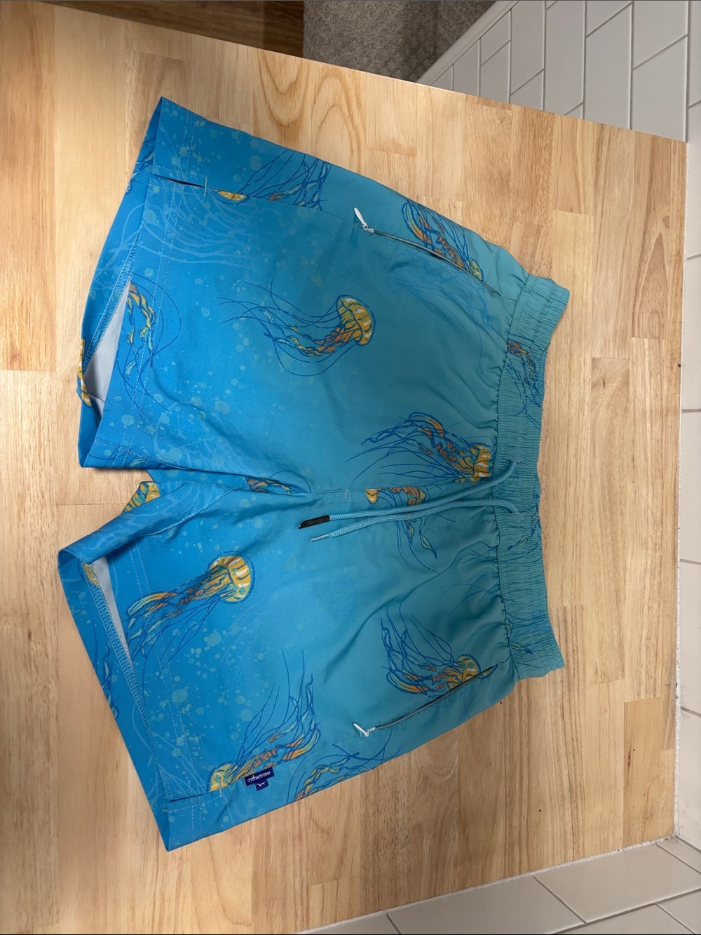 Men's Blue Jellyfish Print Swim Trunks